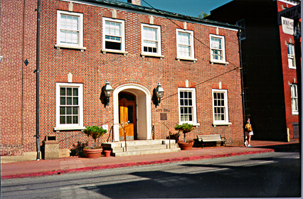 [Color photograph of City Hall, Annapolis, Maryland